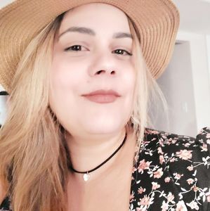 Meet your Posher, Patrícia